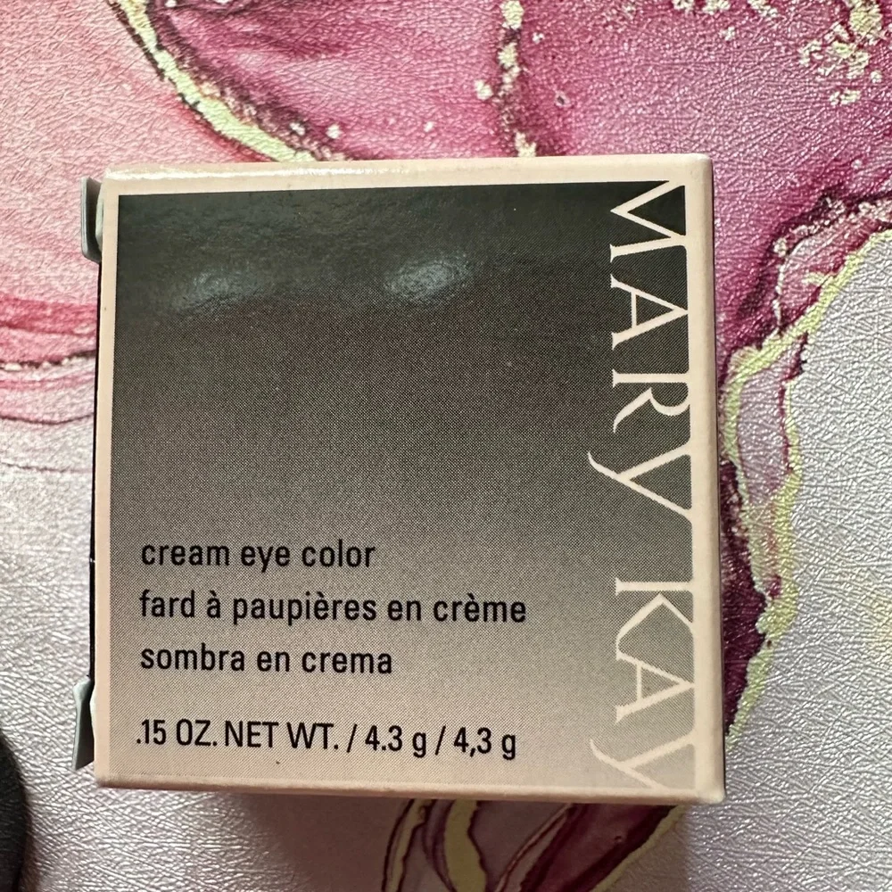 New Mary Kay Cream Eye Color